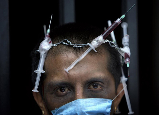 AIDS activist Polo Gomez crown of needles
